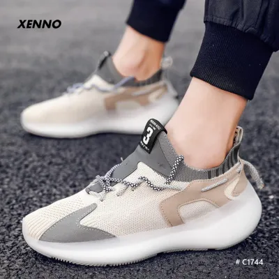 EXYLOM CASUAL SHOES